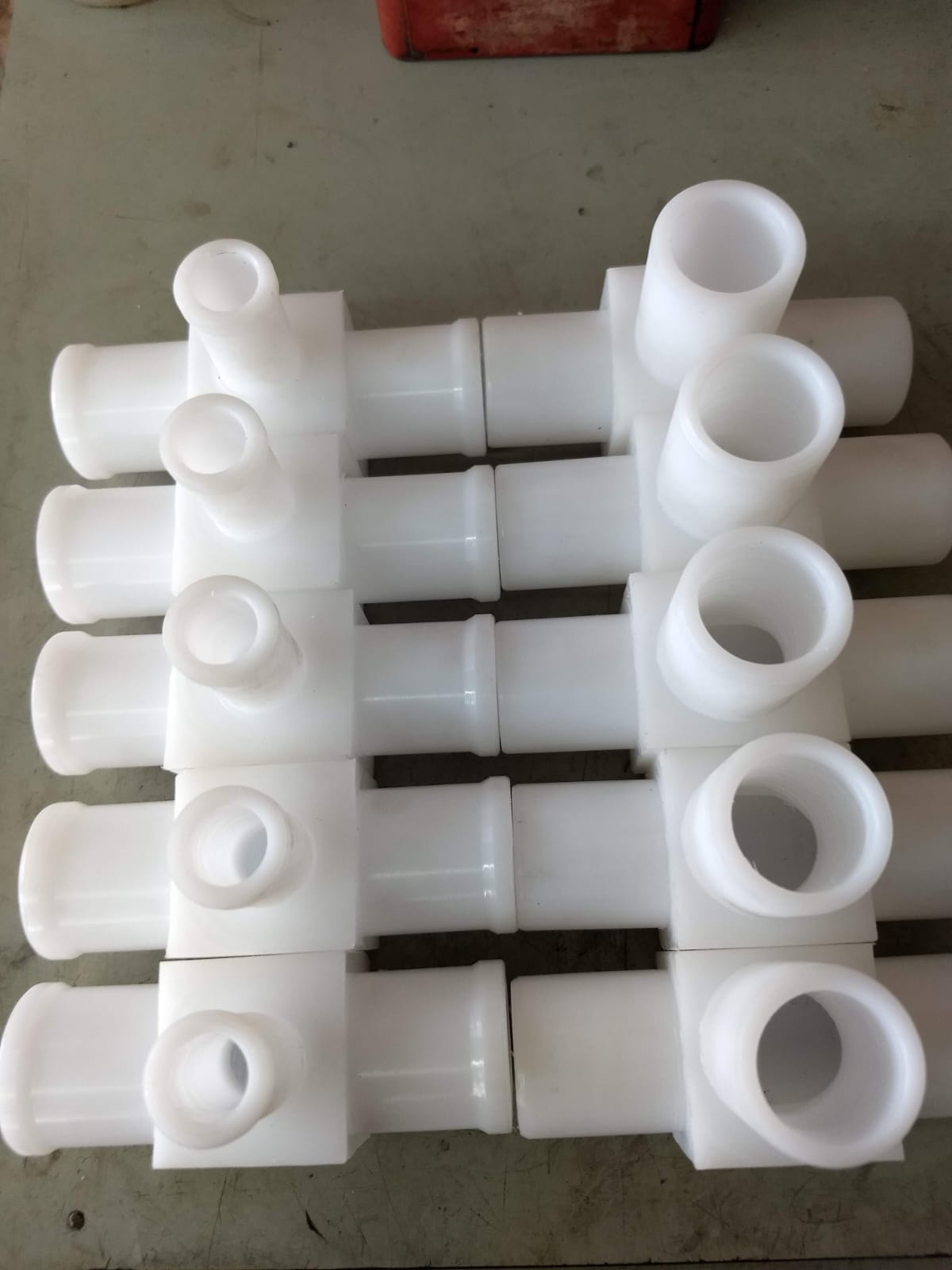 Peças em nylon